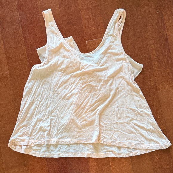 Charlotte Russe Light Pink Bow Tank Top - Picture 2 of 4